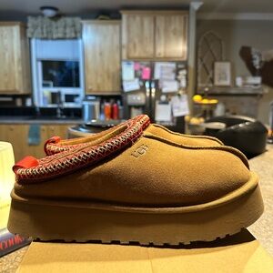 New Ugg Tazz Slippers